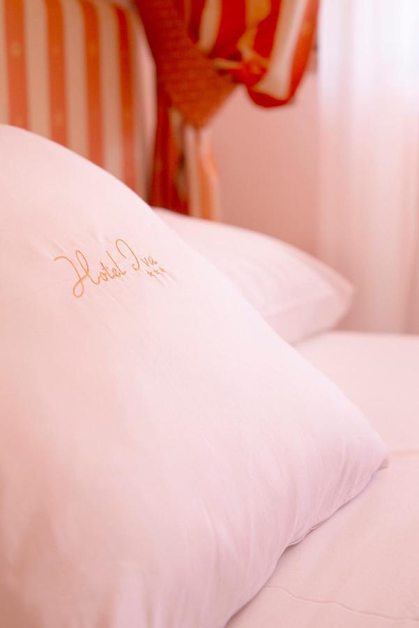 Hotel Iva Diano Marina Extérieur photo