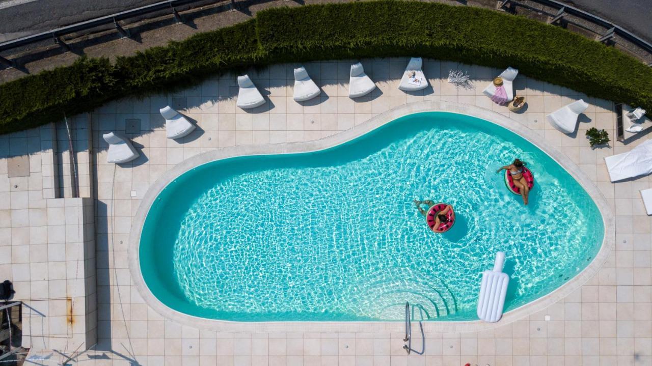 Hotel Iva Diano Marina Extérieur photo