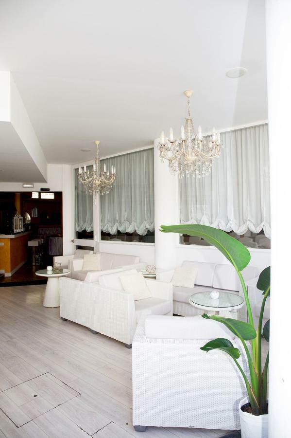 Hotel Iva Diano Marina Extérieur photo